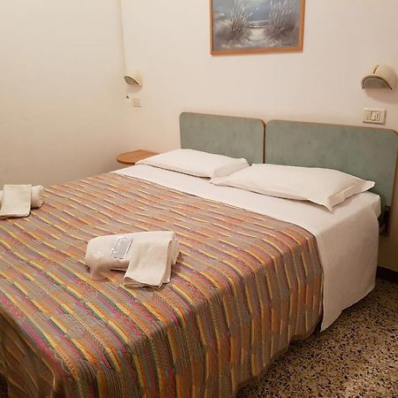 Hotel Piccari Nuova Gestione Ρίμινι Εξωτερικό φωτογραφία