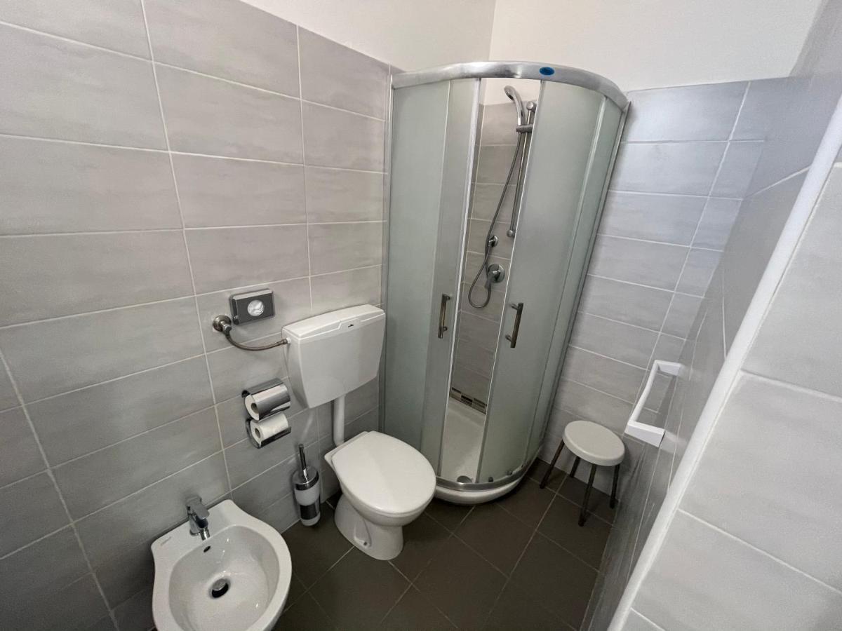 Hotel Piccari Nuova Gestione Ρίμινι Εξωτερικό φωτογραφία