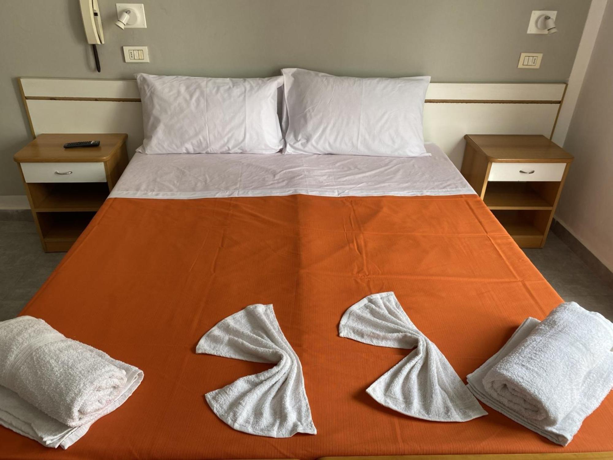 Hotel Piccari Nuova Gestione Ρίμινι Εξωτερικό φωτογραφία