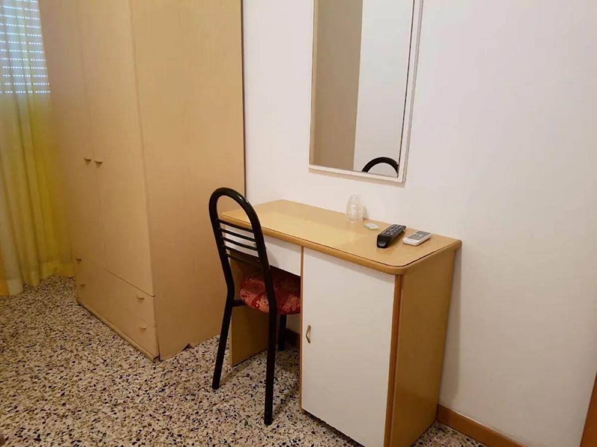 Hotel Piccari Nuova Gestione Ρίμινι Εξωτερικό φωτογραφία